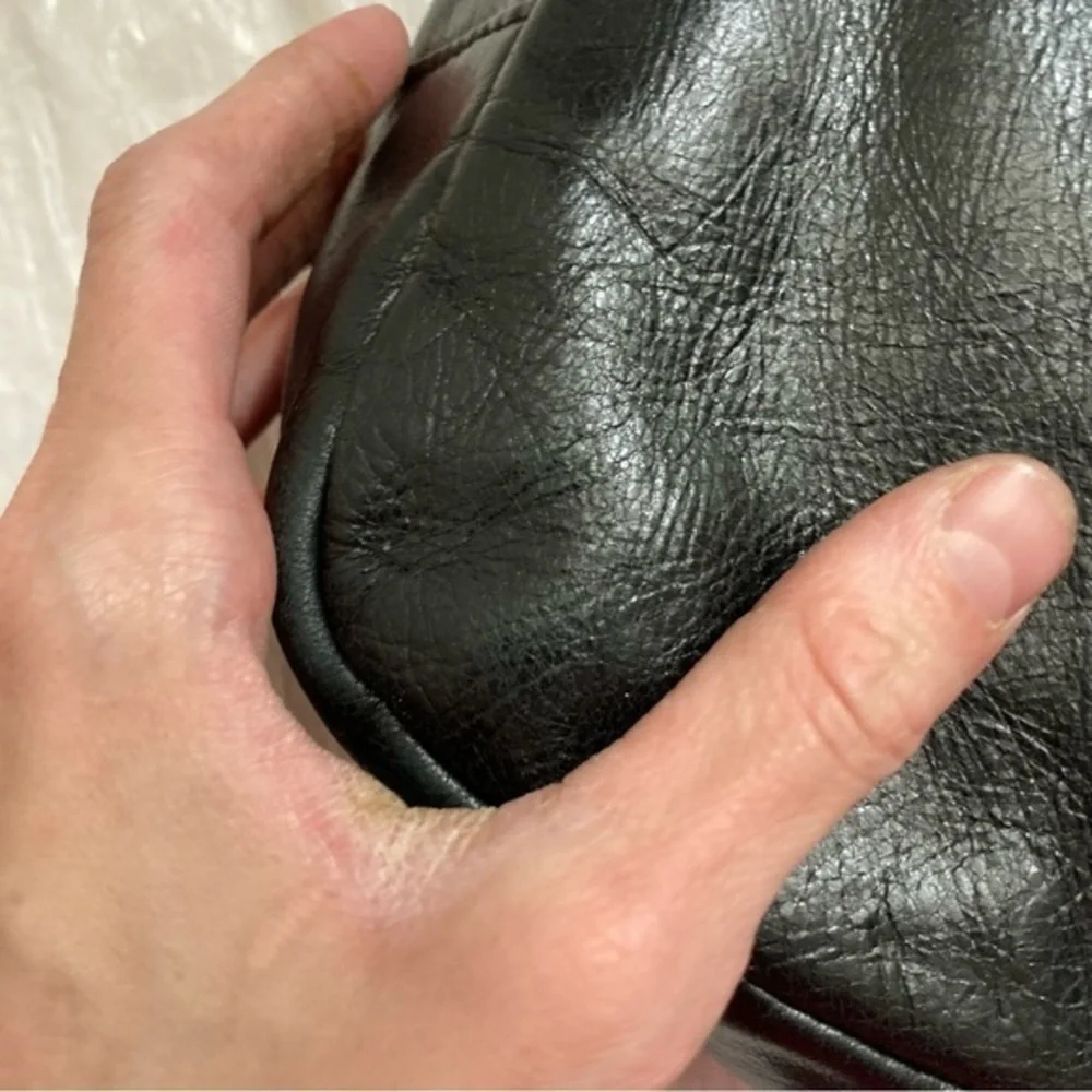 Tory Burch black leather shoulder bag